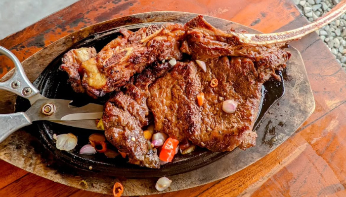 Pethel akar iga sapi jumbo khas Yogyakarta
